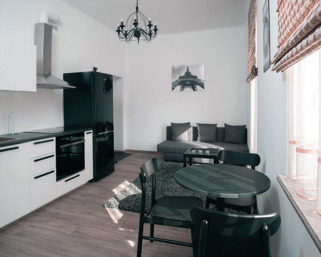 Laurentroom Center Ukmergė Kültér fotó