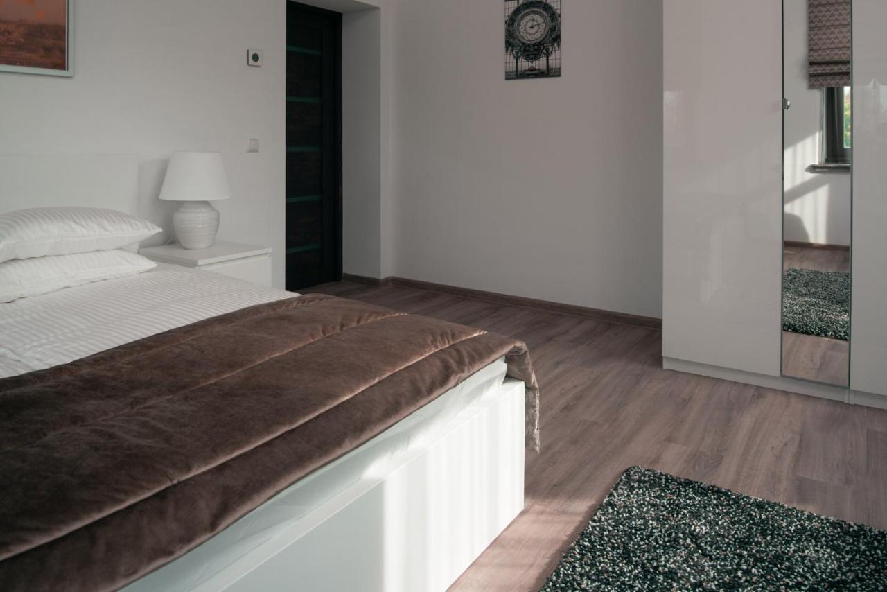 Laurentroom Center Ukmergė Kültér fotó
